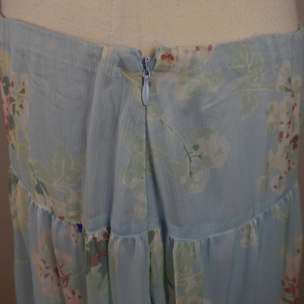 Lauren Ralph Lauren Size 12 Womens Light Blue Floral Tea-Length Skirt EUC - Picture 9 of 12